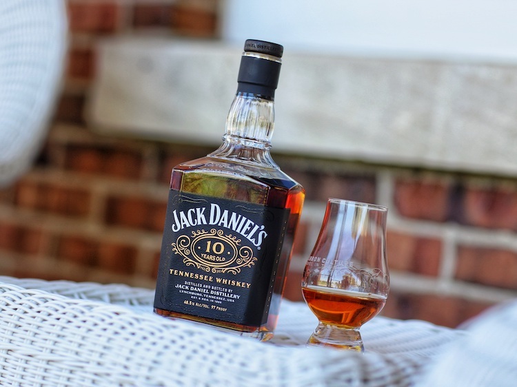 Jack Daniels 10 Year Old Tennessee Whiskey Review