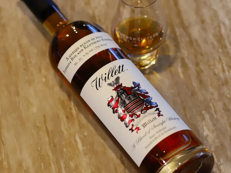 Willett a blend of straight whiskies flat