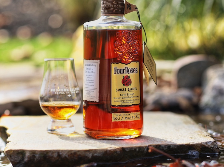 Four Roses Private Selection Barrel Strength Bourbon OESO (Rural Inn, 2020) Review