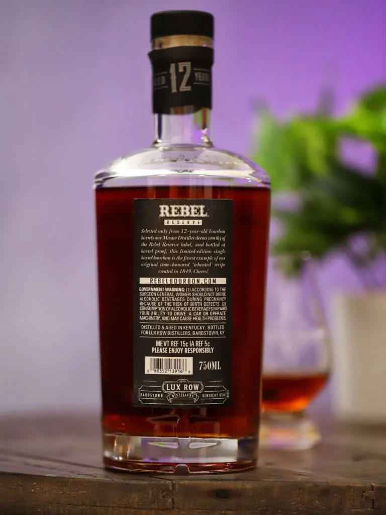 What Bourbon-Swilling Rebels Need to Know About Ice - Rebel Bourbon