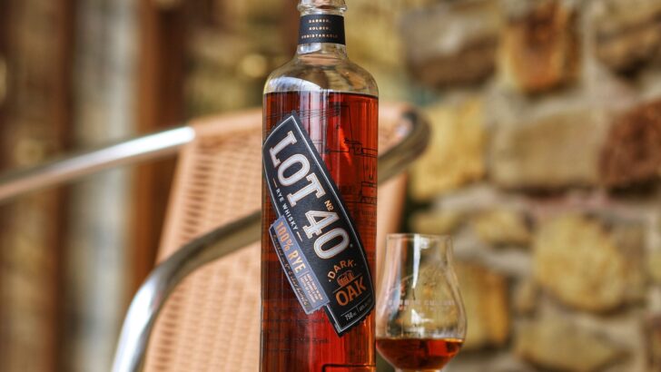 Lot No. 40 “Dark Oak” Rye Whisky Review