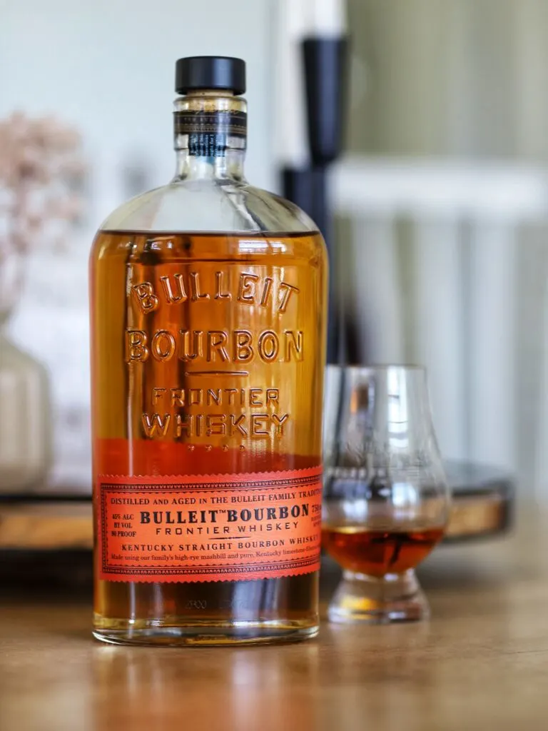 Bulleit Bourbon vs Woodford Reserve Comparison Review