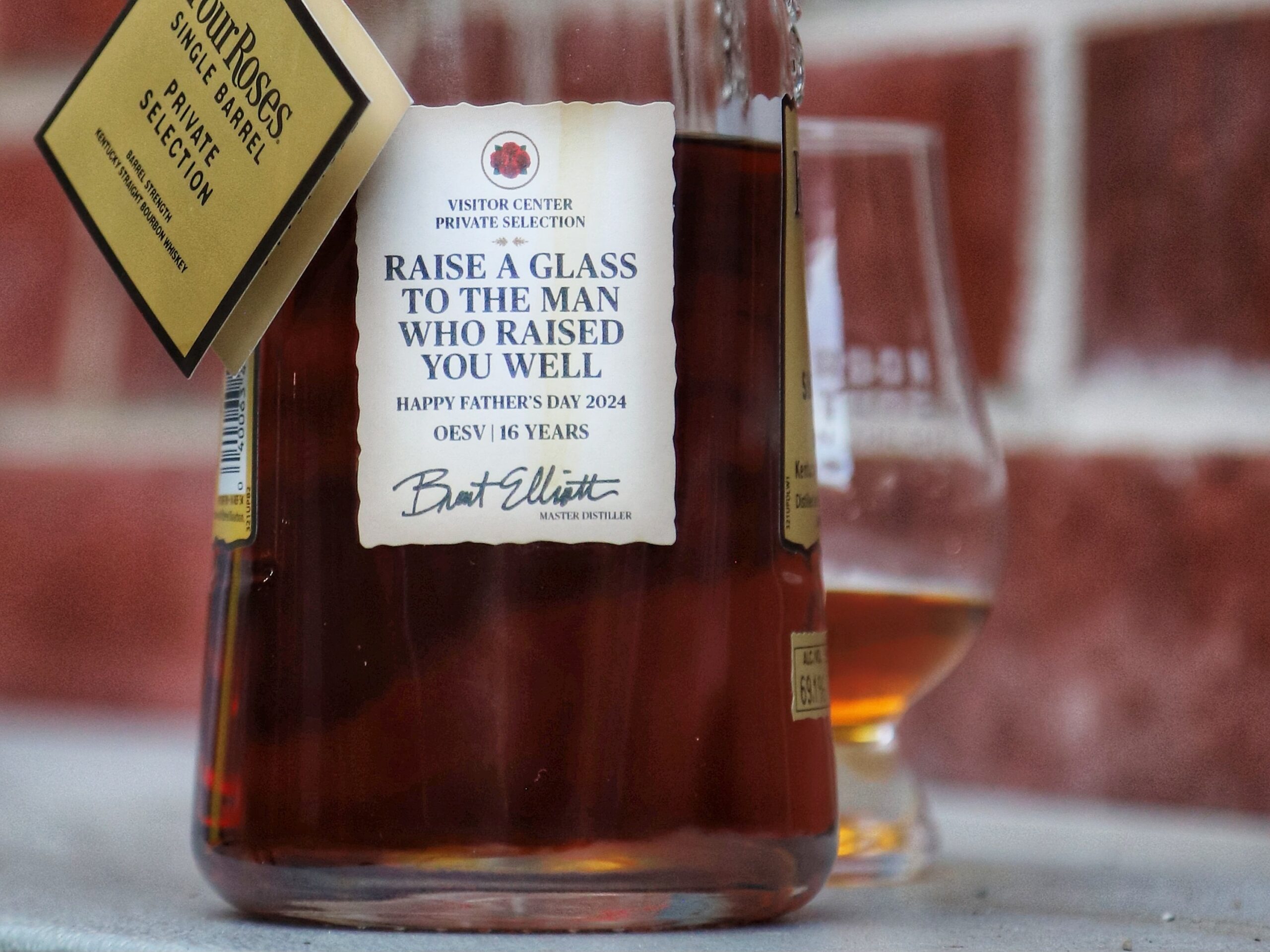 Four Roses Private Selection Bourbon (Father's Day - 2024) Review - Bourbon  Culture